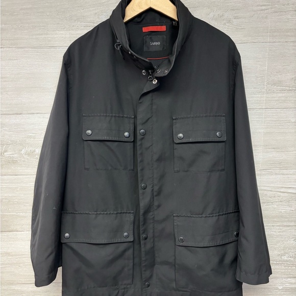 SANYOmen’s coat. Size L.